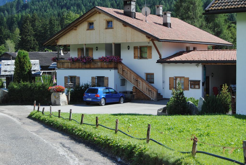 Trogerhof Lägenhet Toblach Exteriör bild